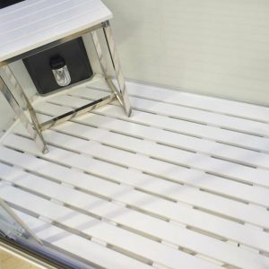 1200 White Insert Close Up 6